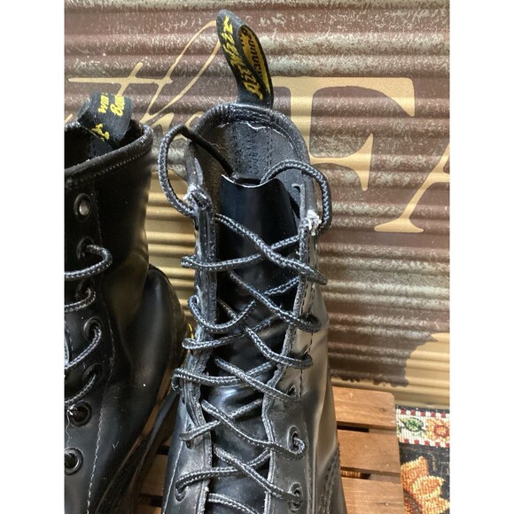 Dr. Martens Airwair Original Smooth Leather Black Boots #11821 Made In England 7 - Picture 6 of 16